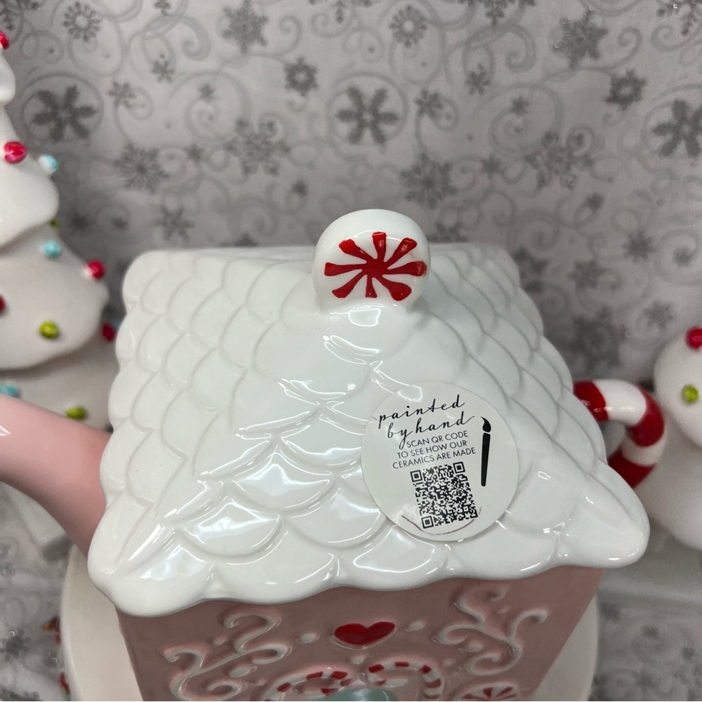 LANG Christmas Pale Pink Peppermint Gingerbread Candy Cane Ceramic Xmas Teapot - Picture 5 of 12